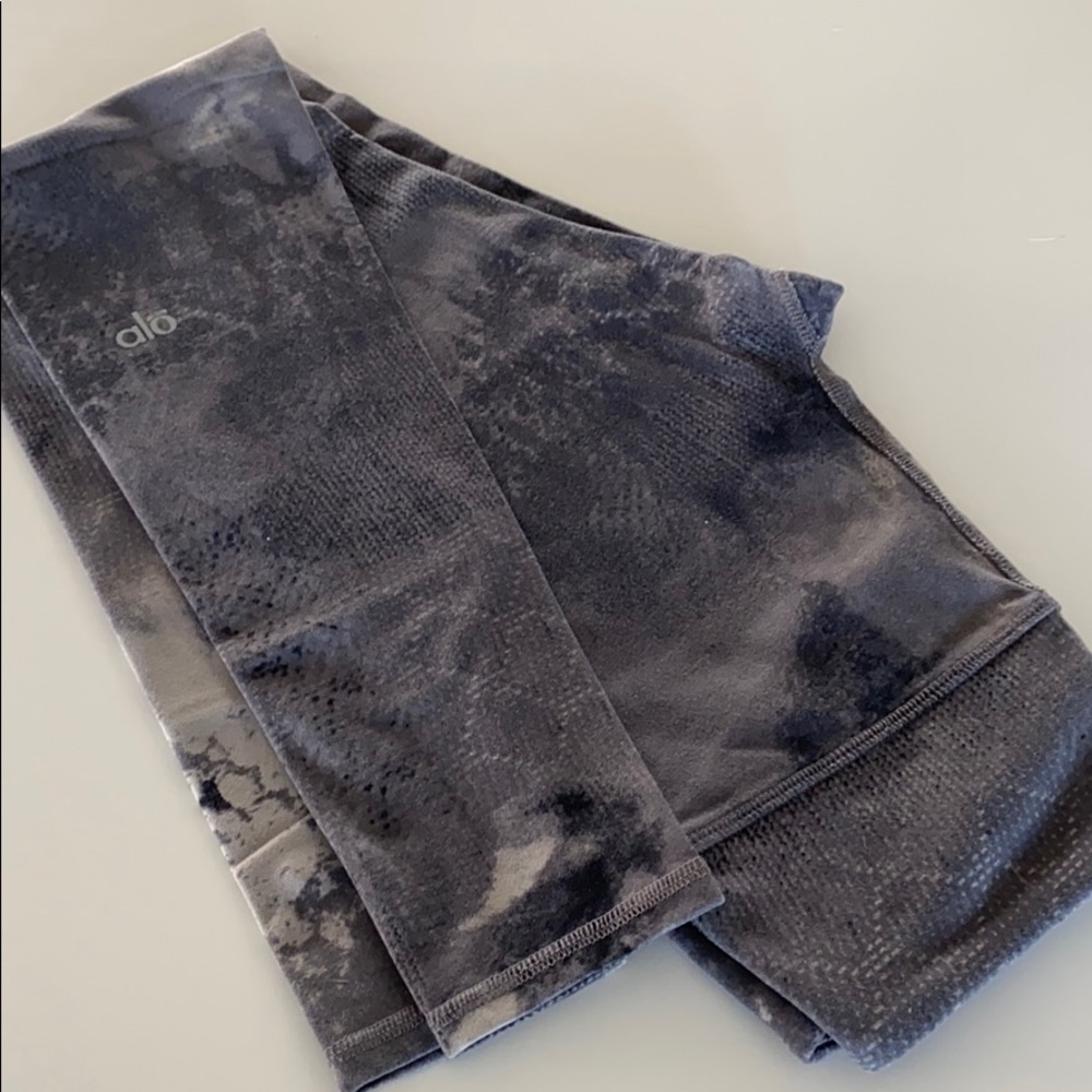 Alo legging - Picture 2 of 2